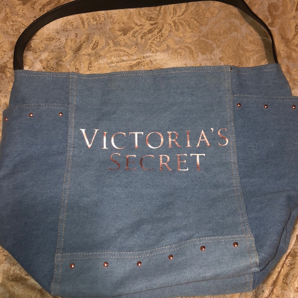 Victoria’s Secret tote